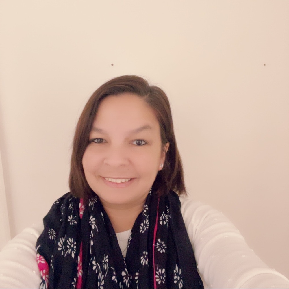 Meet your Posher, Domenique